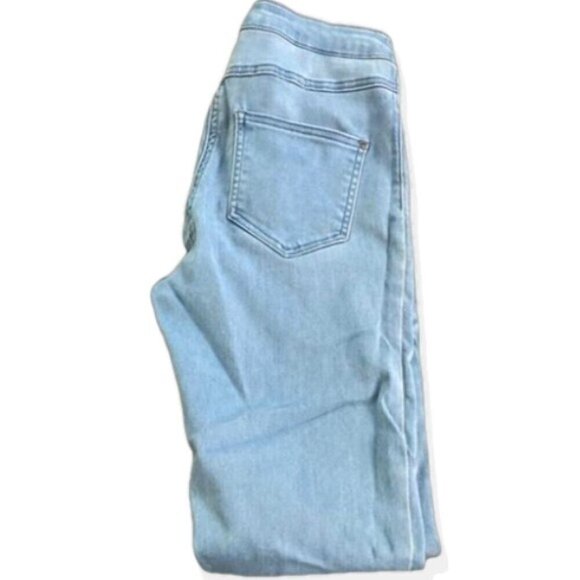Long Tall Sally Light Wash Super Stretch Fit Jeans Capris Denim size 4 tall - Picture 3 of 8